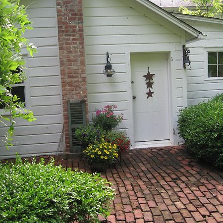 B&B On Seven Acres With Private Bed & Bath Clinton Corners Extérieur photo
