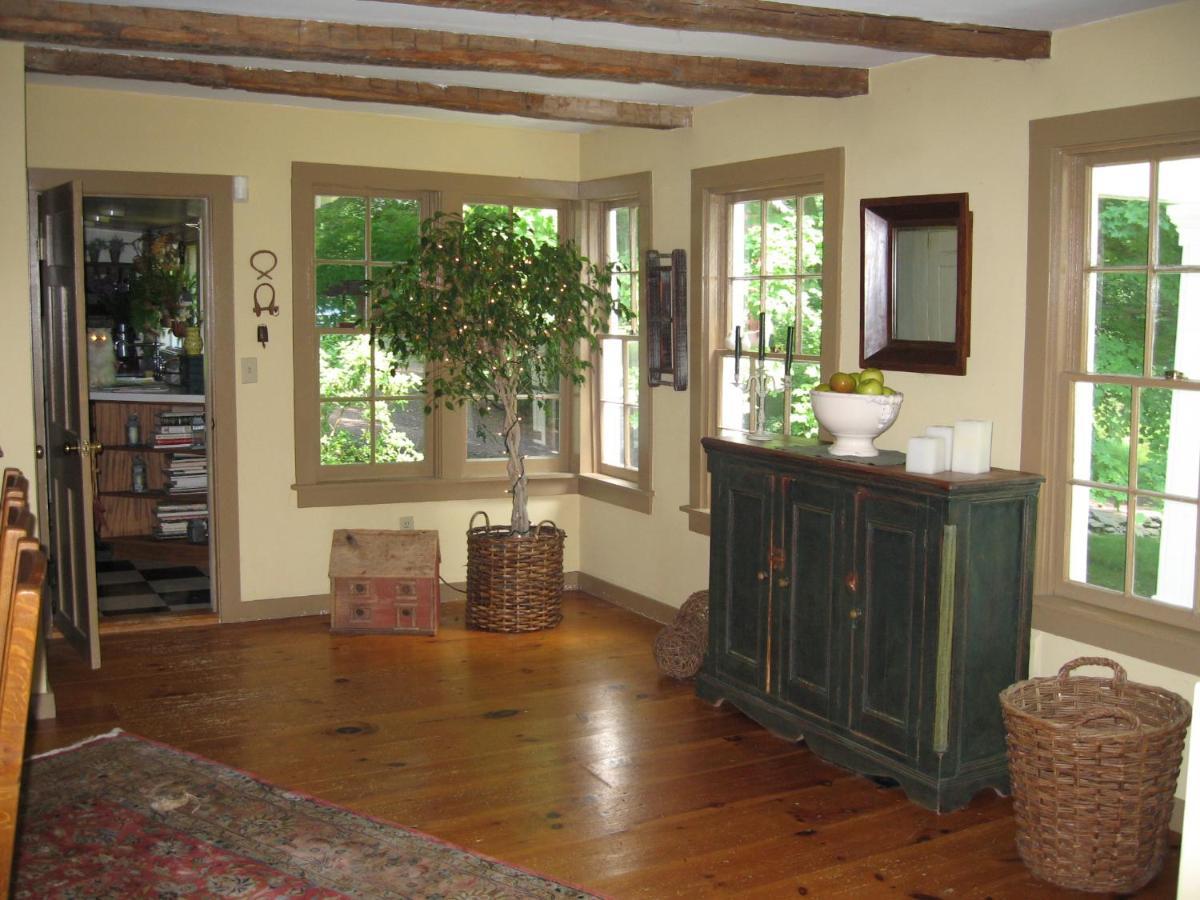 B&B On Seven Acres With Private Bed & Bath Clinton Corners Extérieur photo