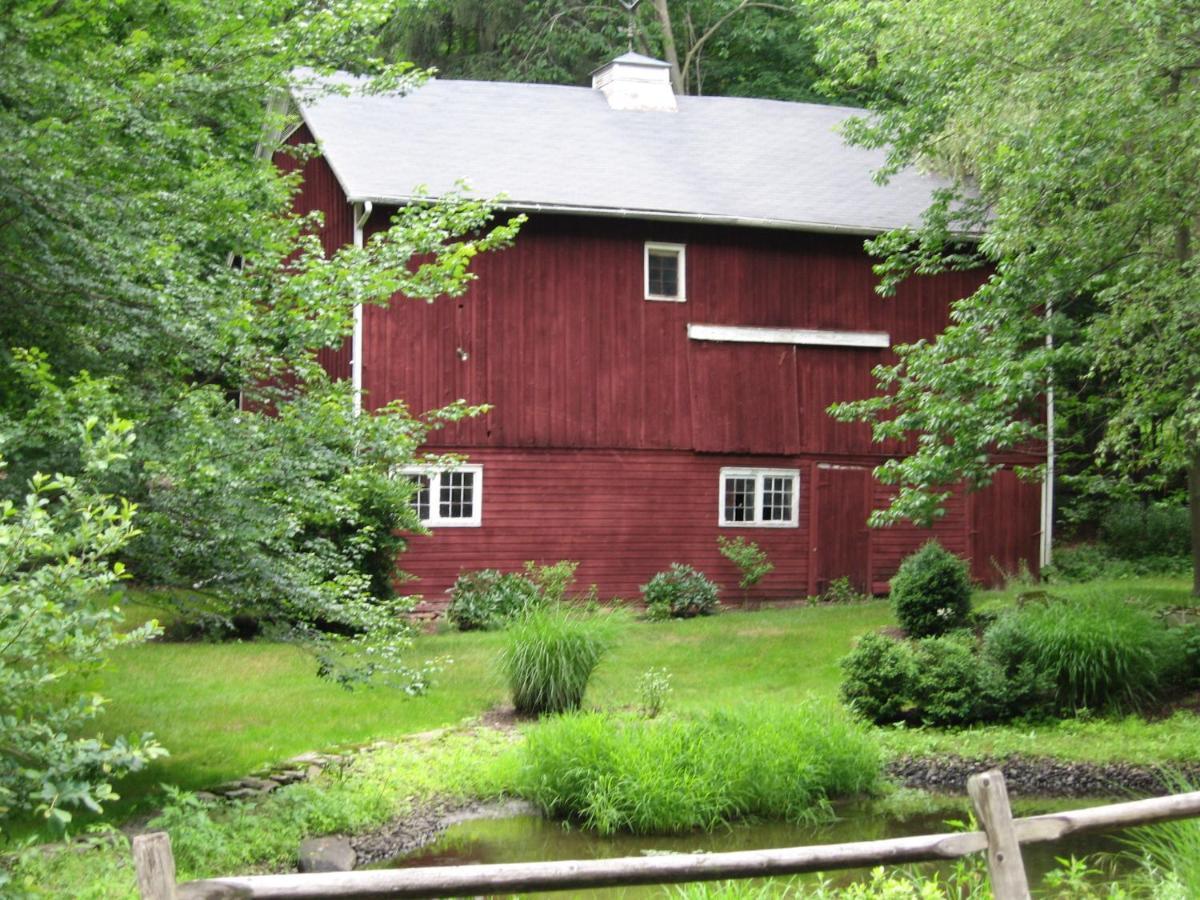 B&B On Seven Acres With Private Bed & Bath Clinton Corners Extérieur photo